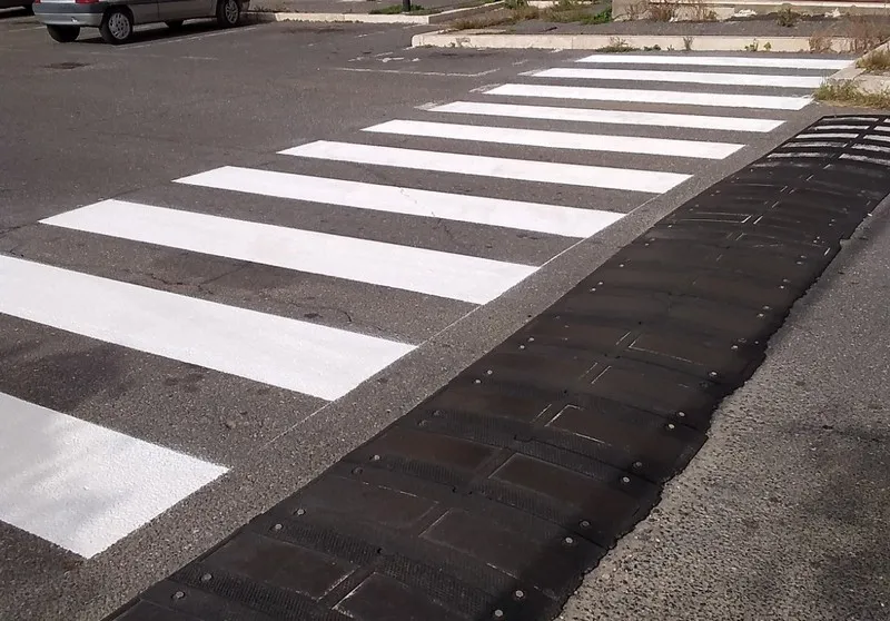 Civitavecchia, parte la gara per la manutenzione triennale della segnaletica orizzontale e verticale