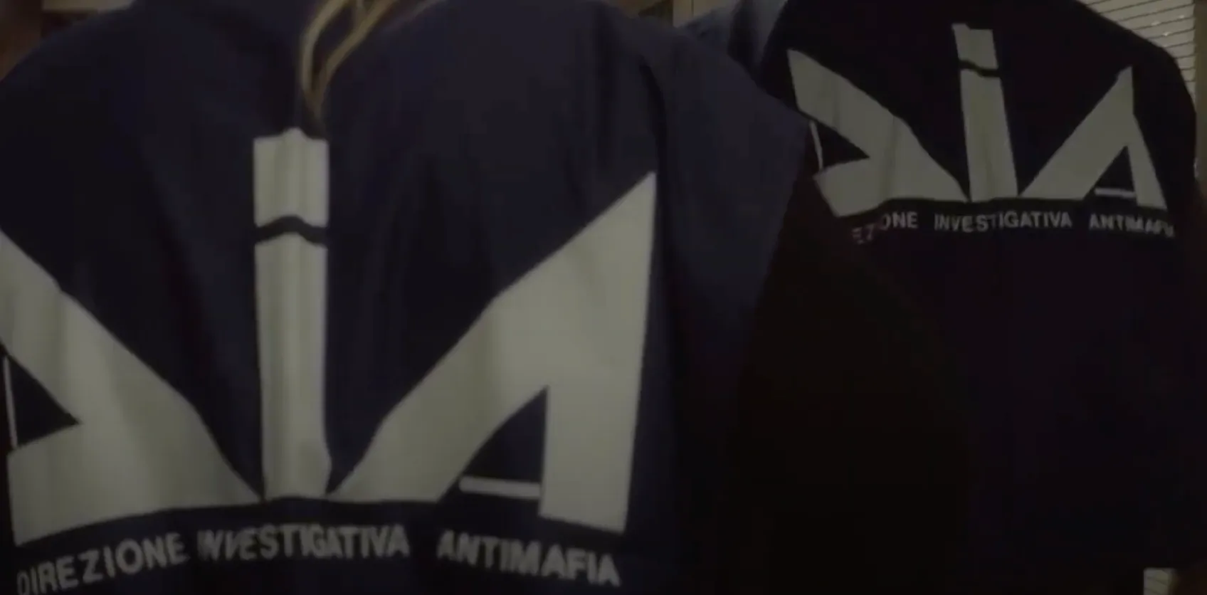 Maxi traffico di cocaina tra Fondi e Roma: scattano nuovi arresti nell’ambito dell’indagine sui poliziotti infedeli