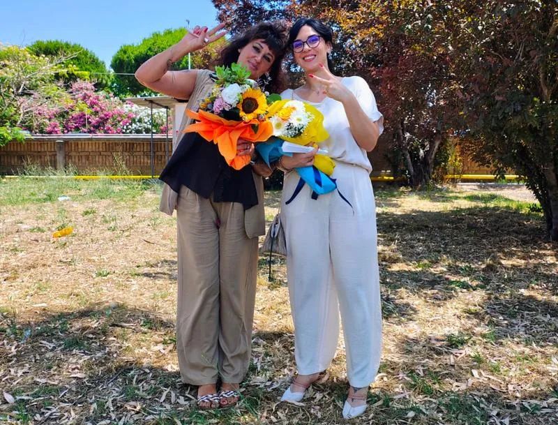 Due mamme, un esempio di coraggio e determinazione: Samantha Sgamma e Annalisa Verde conquistano il diploma con 100/100 - TRC Giornale