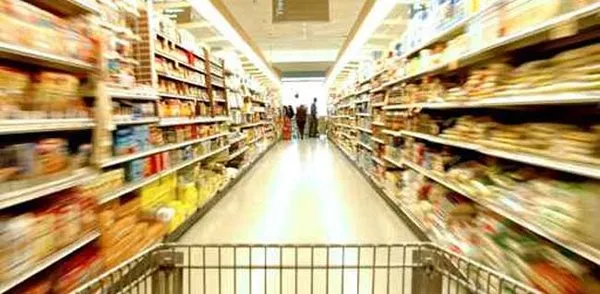 Uova e tramezzini confezionati tolti dal mercato: rischio microbiologico e contaminazione da Salmonella in questi prodotti