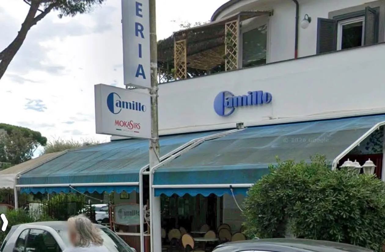 Chiude il bar Camillo a Fregene, dopo 50 anni se ne va un pezzo di storia del litorale