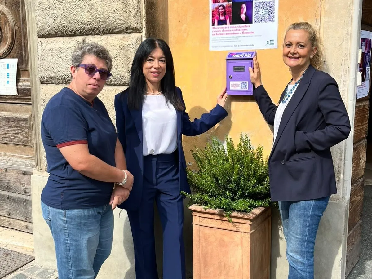 “Cassette viola” a Cerveteri: uno spazio per dar voce alle lavoratrici - TRC Giornale