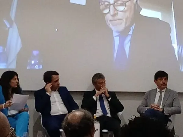 Eolico offshore, Civitavecchia al Convegno nazionale AERO, Piendibene: “La filiera industriale parta dai porti”