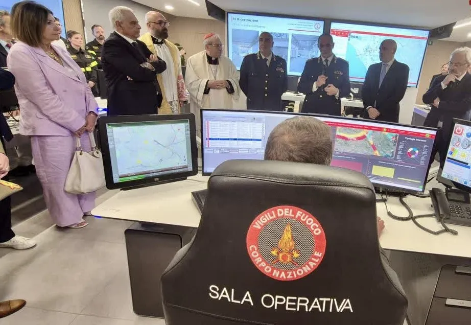 Vigili del Fuoco, inaugurata la nuova sala operativa: hi-tech e telecamere in metro per la sicurezza della Capitale