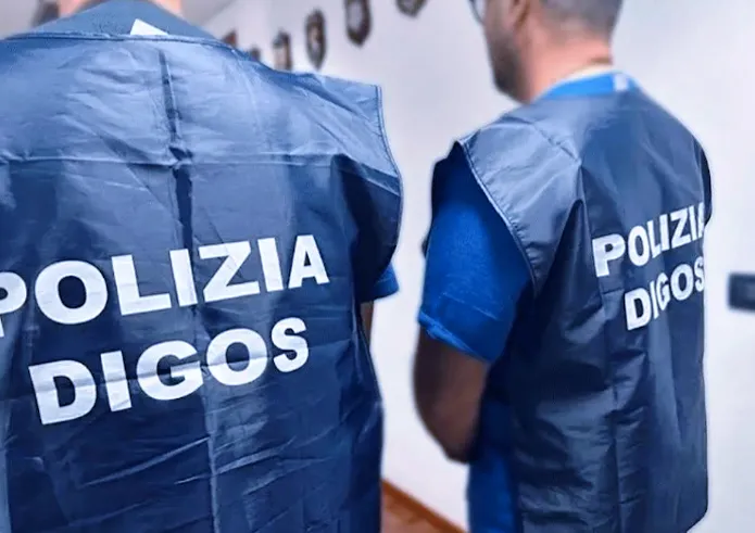 Corteo pro-Cospito: arrestato un italiano indiziato del grave ferimento di un funzionario Digos